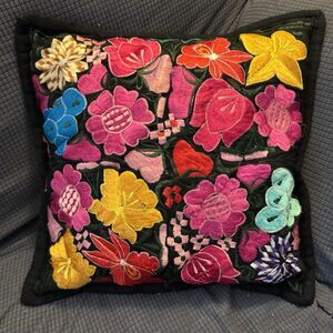 NWOT Made In Guatemala Embroidered Floral Huipil Pillow Cover 18" Square